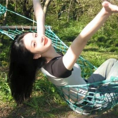 隔壁的吸血鬼美眉